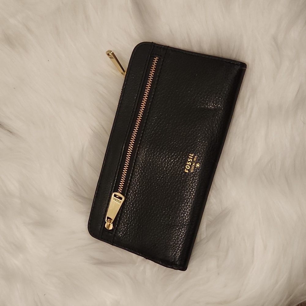 Leather Fossil Wallet - image 1